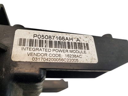 2005 Dodge Chrysler 300 FCM Module Fuse Box P05087166AH