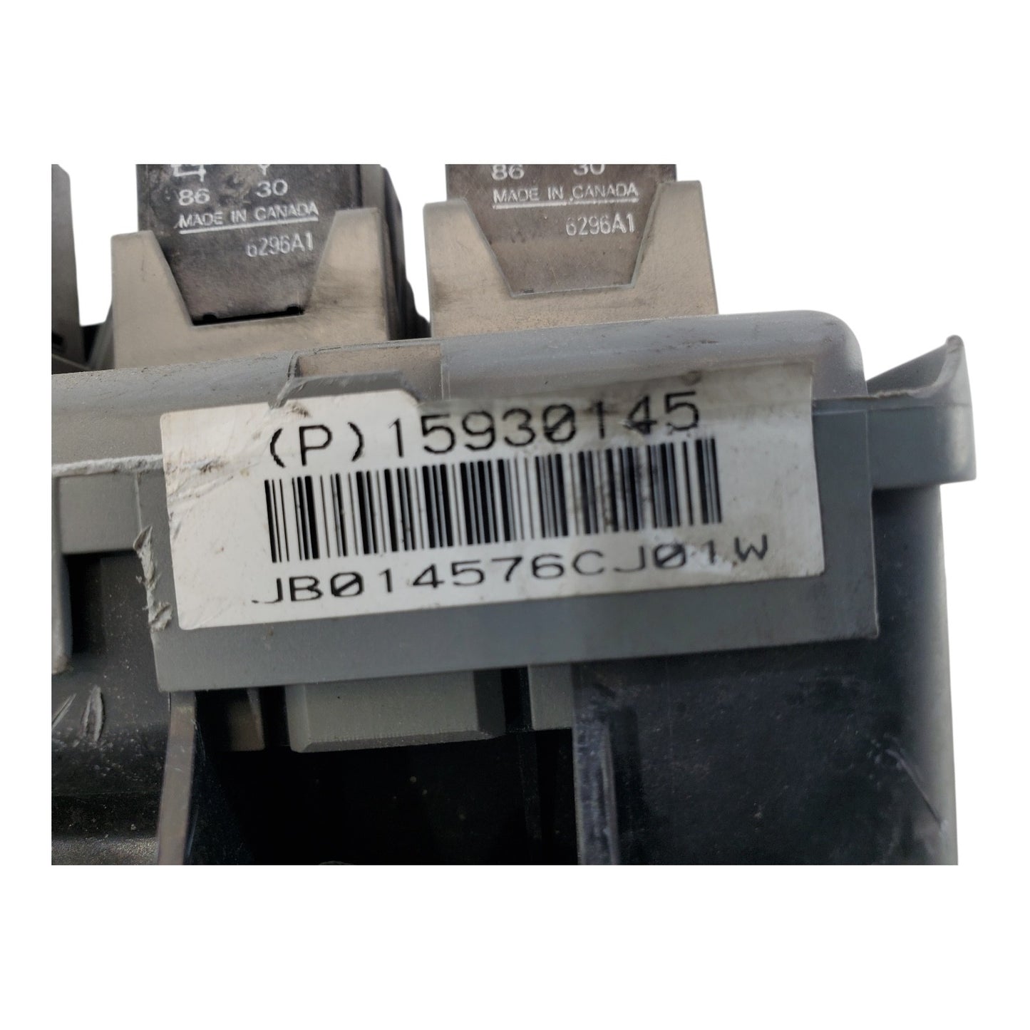 2003 - 2007 GMC Express Fuse Box Relay Control Module Unit 15930145 GENUINE
