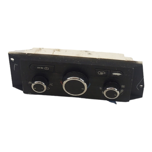 02-07 Buick Rendezvous A/C Heat Climate Control Unit Rear Defrost OEM 15817911