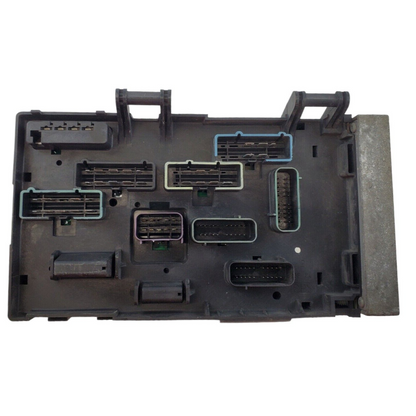 01-07 Dodge Caravan 3.3L A/T Fuse Box Relay Unit 05144507AD
