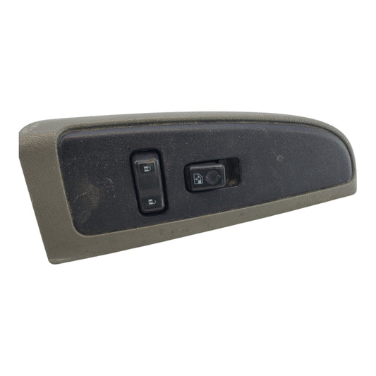 03-06 Denali Escalade Tahoe Yukon Passenger Switch Window Bezel 21997591 WB53