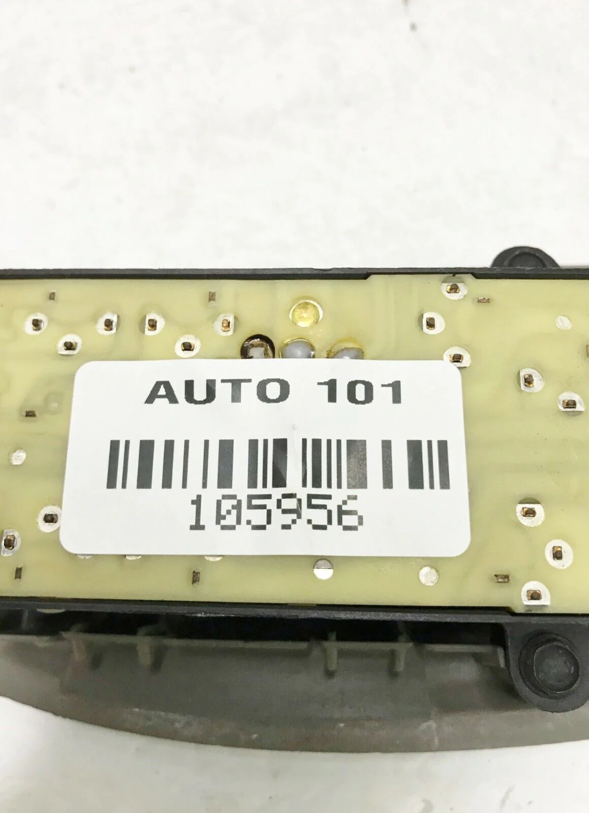 01 02 03 CARAVAN "BEZEL TRIM DRIVERS SIDE LEFT MASTER WINDOW SWITCH OEM 