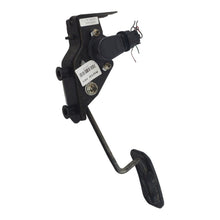 02-06 Toyota Camry Gas Pedal Assembly Accelerator 78010-33010