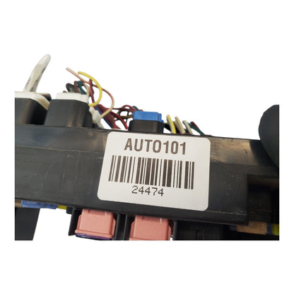 05-06 Subaru Legacy GT 2.5L Engine Bay Fuse Box Assembly OEM 82241AG00A