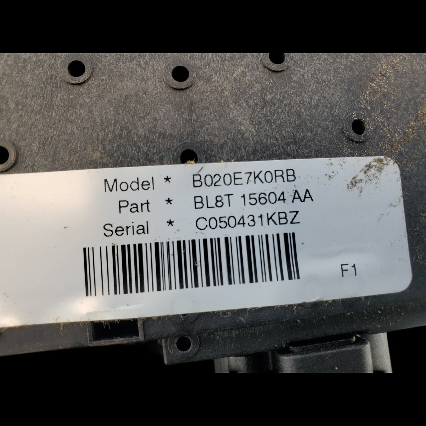 2012 Ford Escape Fuse Box Relay Control Junction Unit P: BL8T-15604-AA OEM !