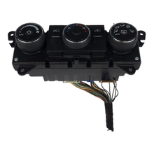 07-09 Saturn Vue A/C Climate Control Hazard Traction Unit 96800686 96628764