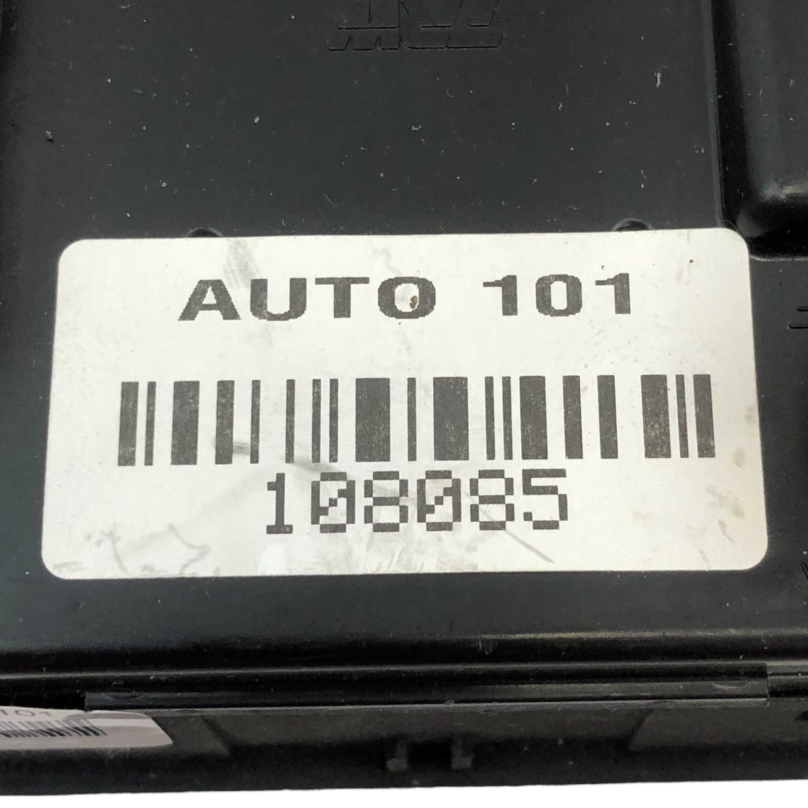 ✅05-09 UPLANDER RELAY CLIMATE CONTROL PANEL TEMPERATURE UNIT OEM 15256190