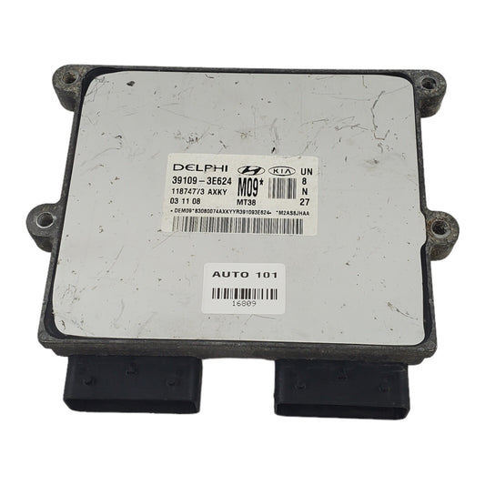 2007-2012 Kia Rondo ECM ECU Engine Control Module Computer 39109-3E624