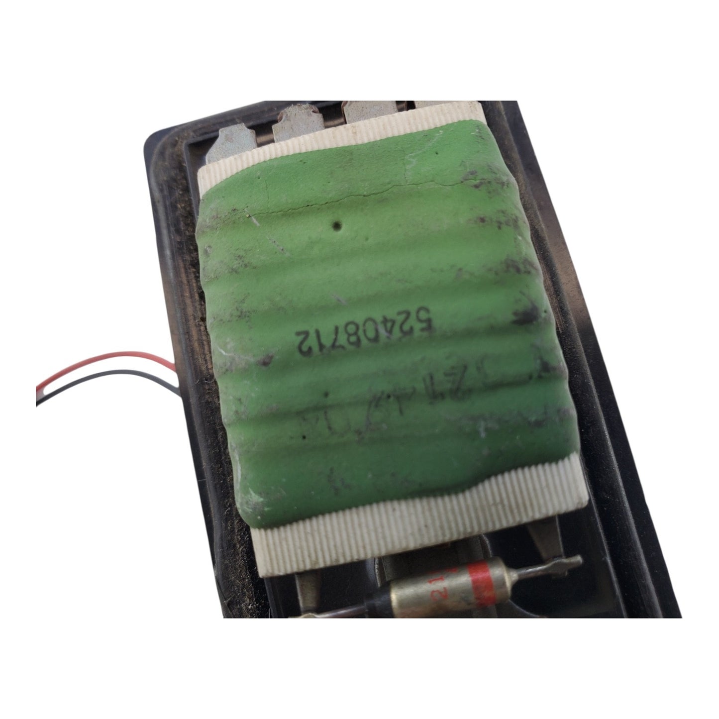 Rear Blower Motor Resistor ID: 52408712 Fits 2000-2006 Chevrolet Suburban 704245