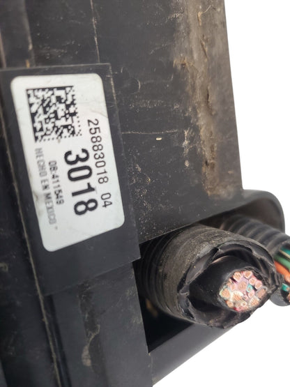Chevy 08-12 Malibu Fuse Box Relay Module OEM25883018_04