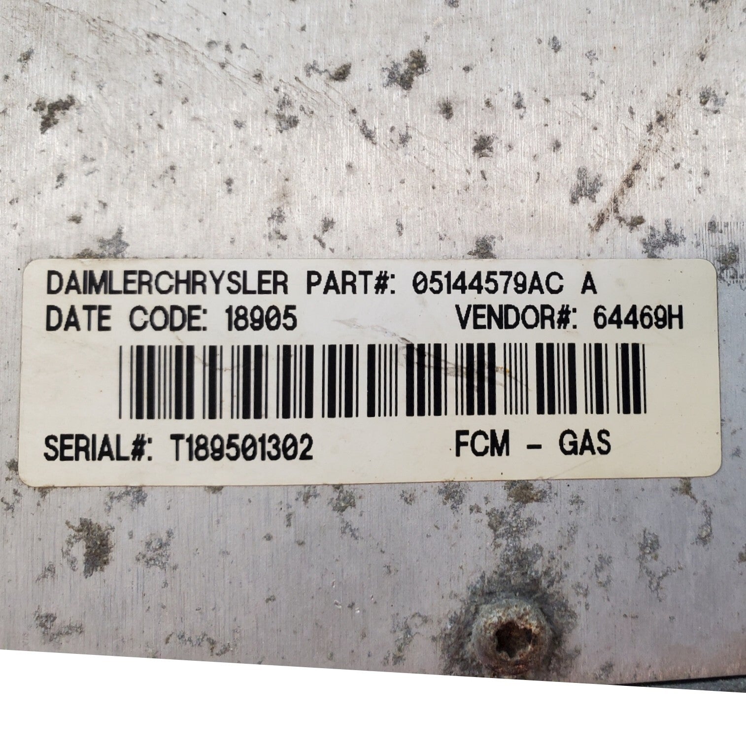 01-07 Dodge Caravan 3.3L A/T Fuse Box Relay Unit 05144507AD