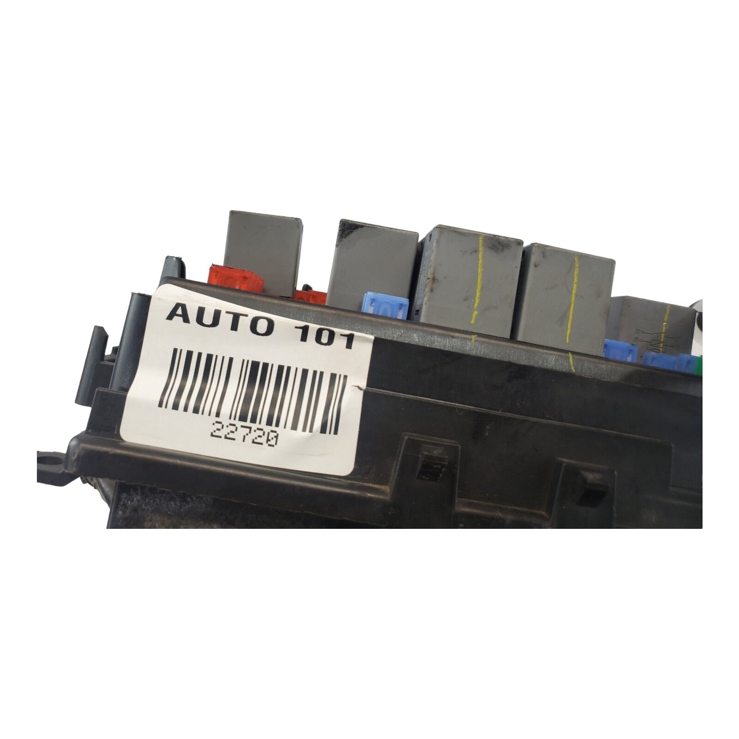 03-05 SILVERADO AVALANCHE UNDER HOOD FUSE BOX ID 15115615-02 PL