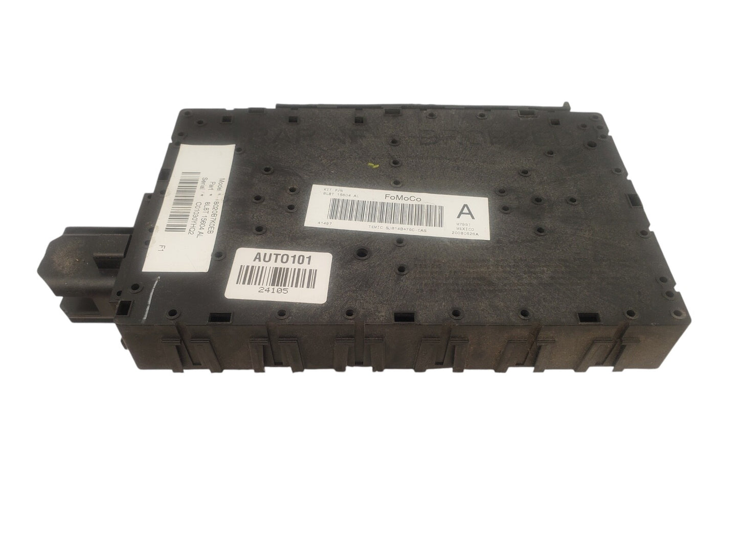 2009 - 2012 Ford Escape Fuse Box Relay Control Module Unit 8L8T-15604-AL OEM !