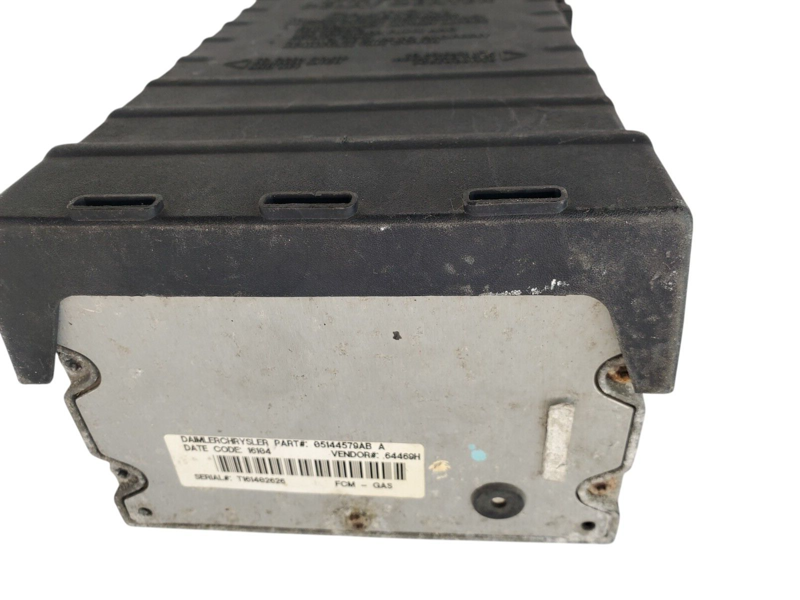 03-05 Dodge Caravan Power Module Fuse Box Relay Control Unit 05144506AB