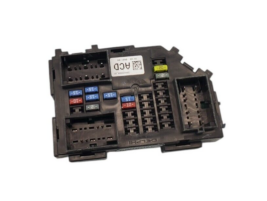 ✅08-11 CHEVY SILVERADO SIERRA FUSE BOX (G25) 20828608-01