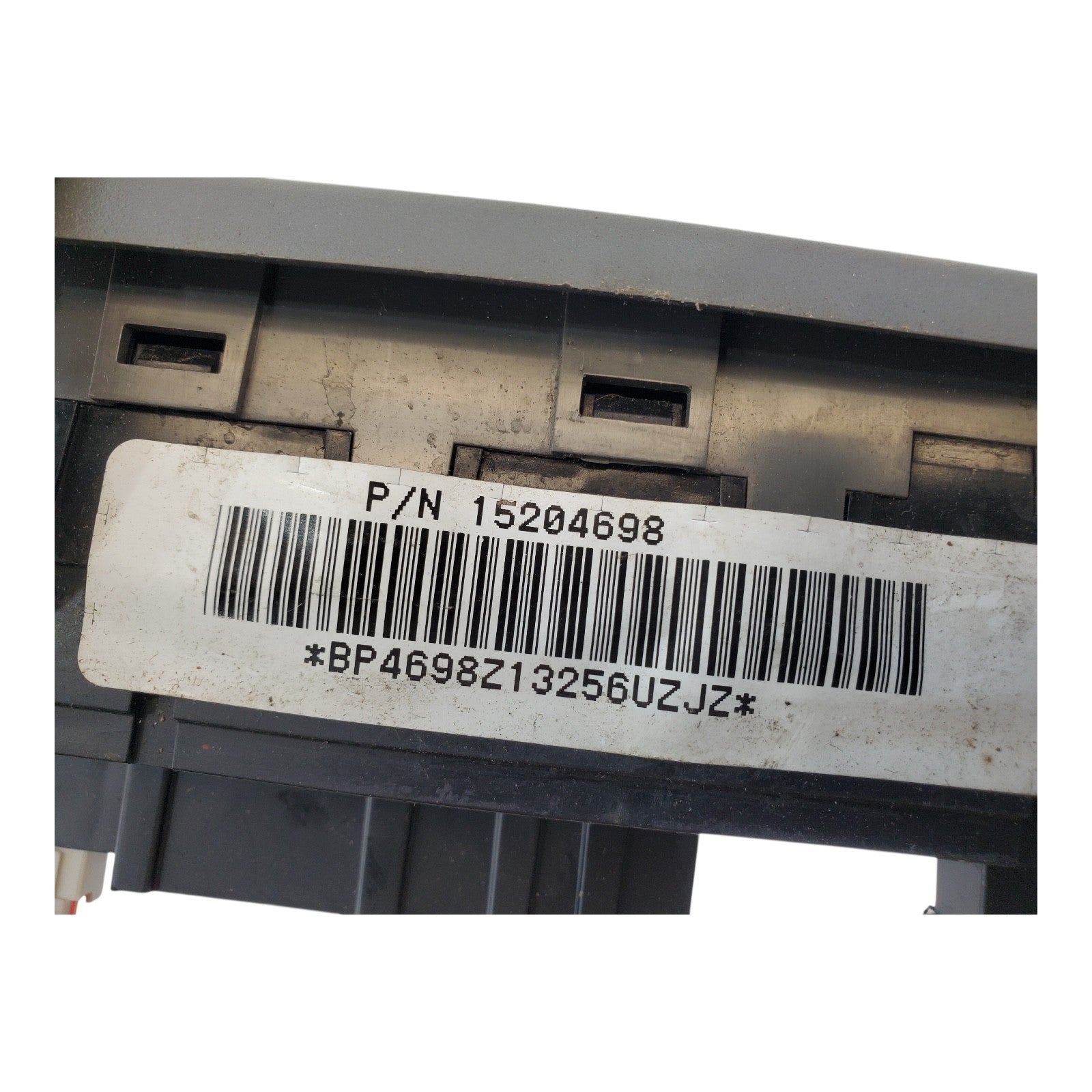 2002-2005 GMC Envoy XL Master Door Switch *CHIPPED* OEM#: 15204698