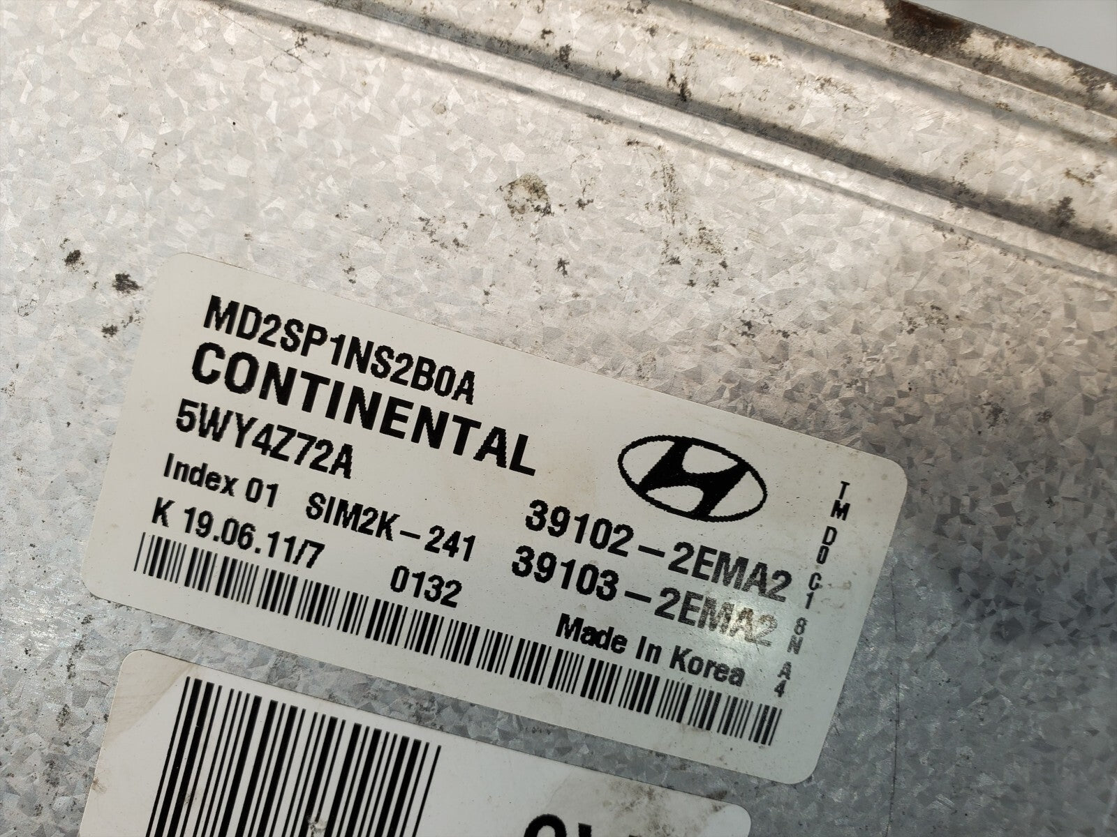 11-13 HYUNDAI ELANTRA ECU ECM ENGINE CONTROL MODULE COMPUTER 39102-2EMA2 OEM