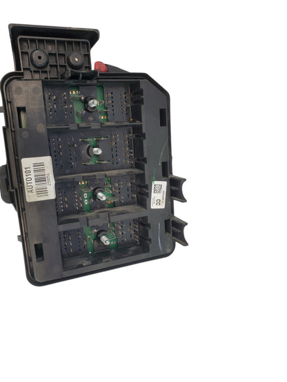 06-07 Chevrolet Impala Fuse Box Relay Unit 25790585 OEM