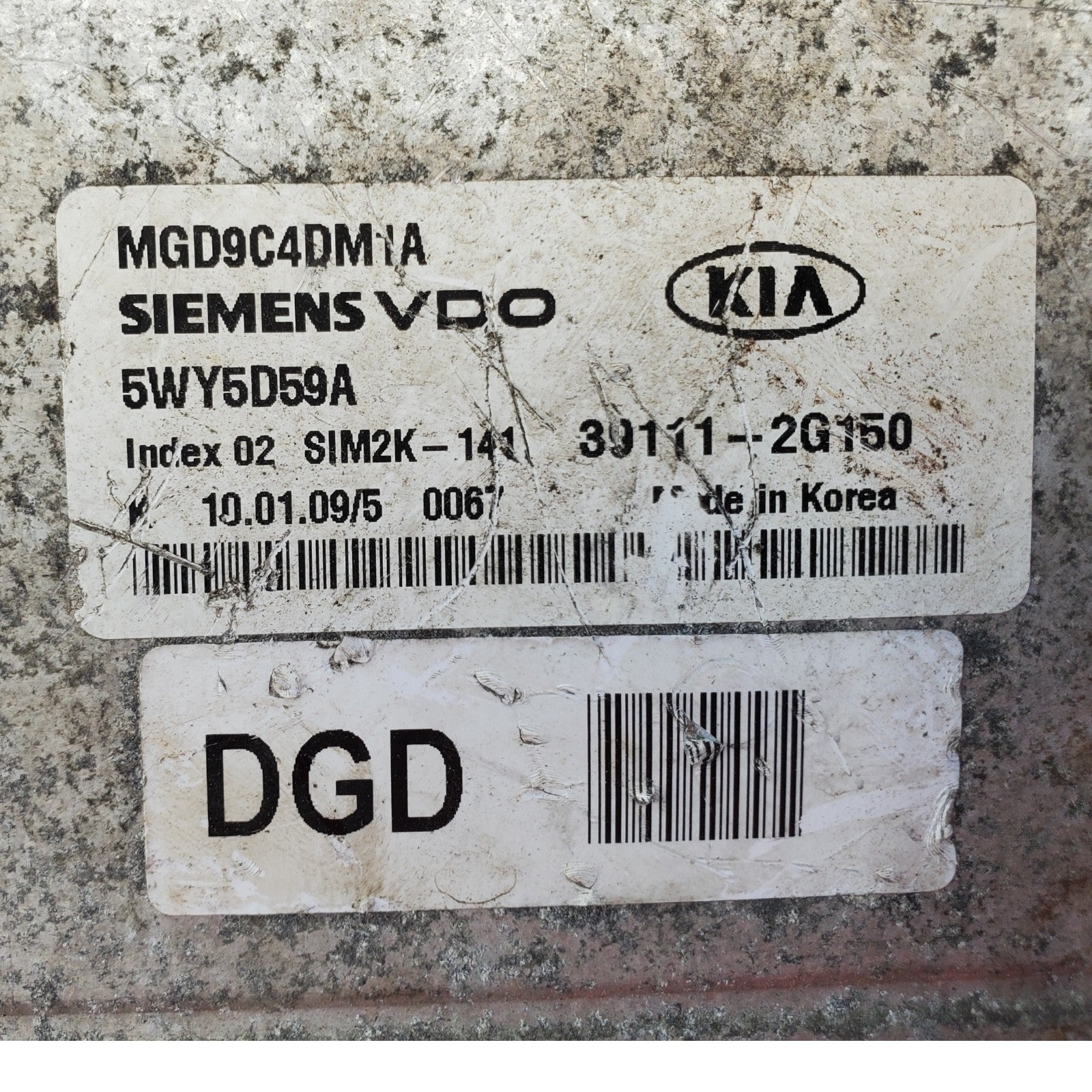 2009 kia optima M/T 2.4L engine control unit ECU 39111-2G150 OEM