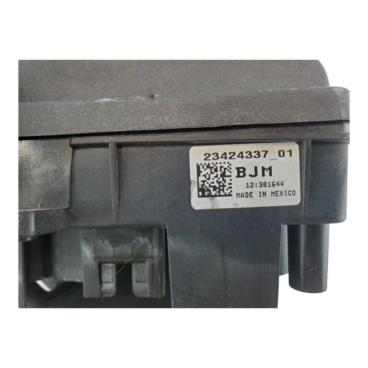 Fuse Box Relay Junction Module Fits 14-16 MALIBU 23424337-01 23424337