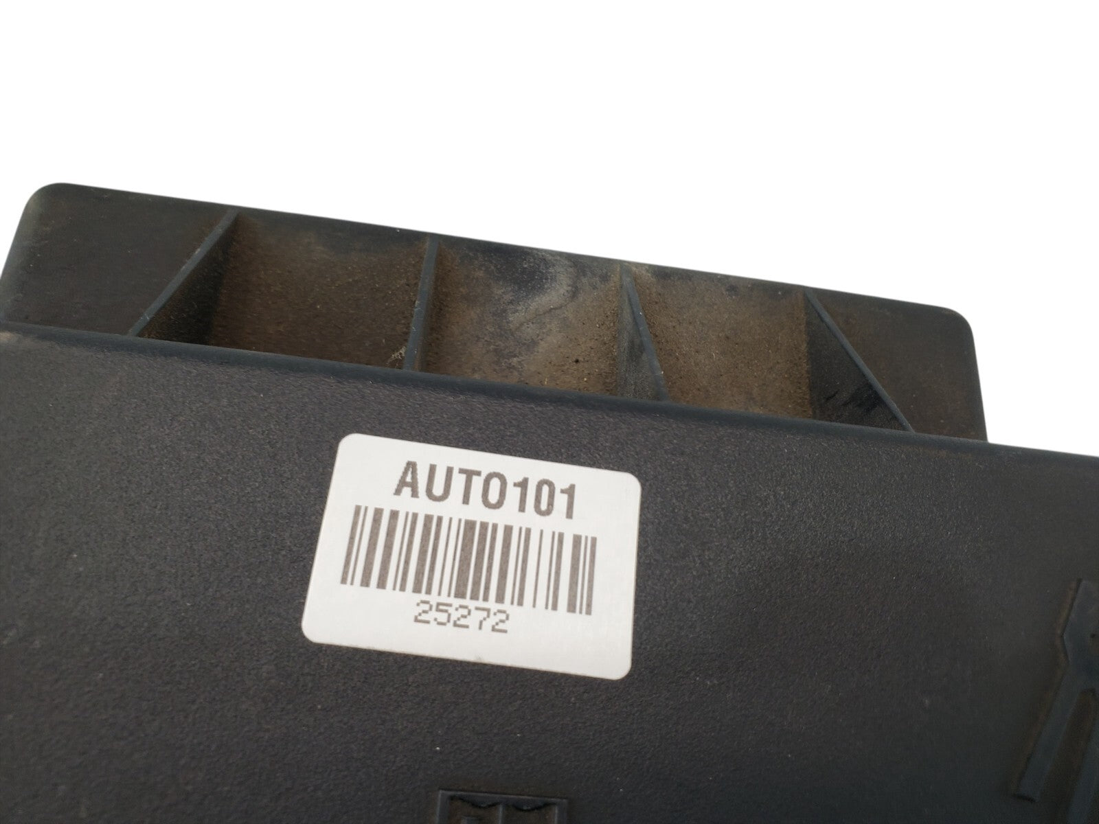 2005 Dodge Chrysler 300 FCM Module Fuse Box P05087166AH