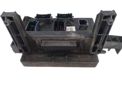 05-06 Dodge Magnum Fuse Relay Junction Box P05087166AI A