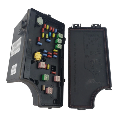 08-09 Dodge Caliber Integrated Power Fuse Box P68028007AC OEM