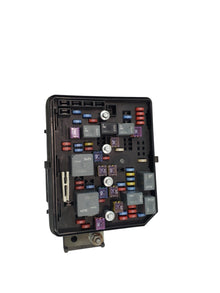 08-09 Chevrolet Impala Fuse Box Junction OEM 15902277