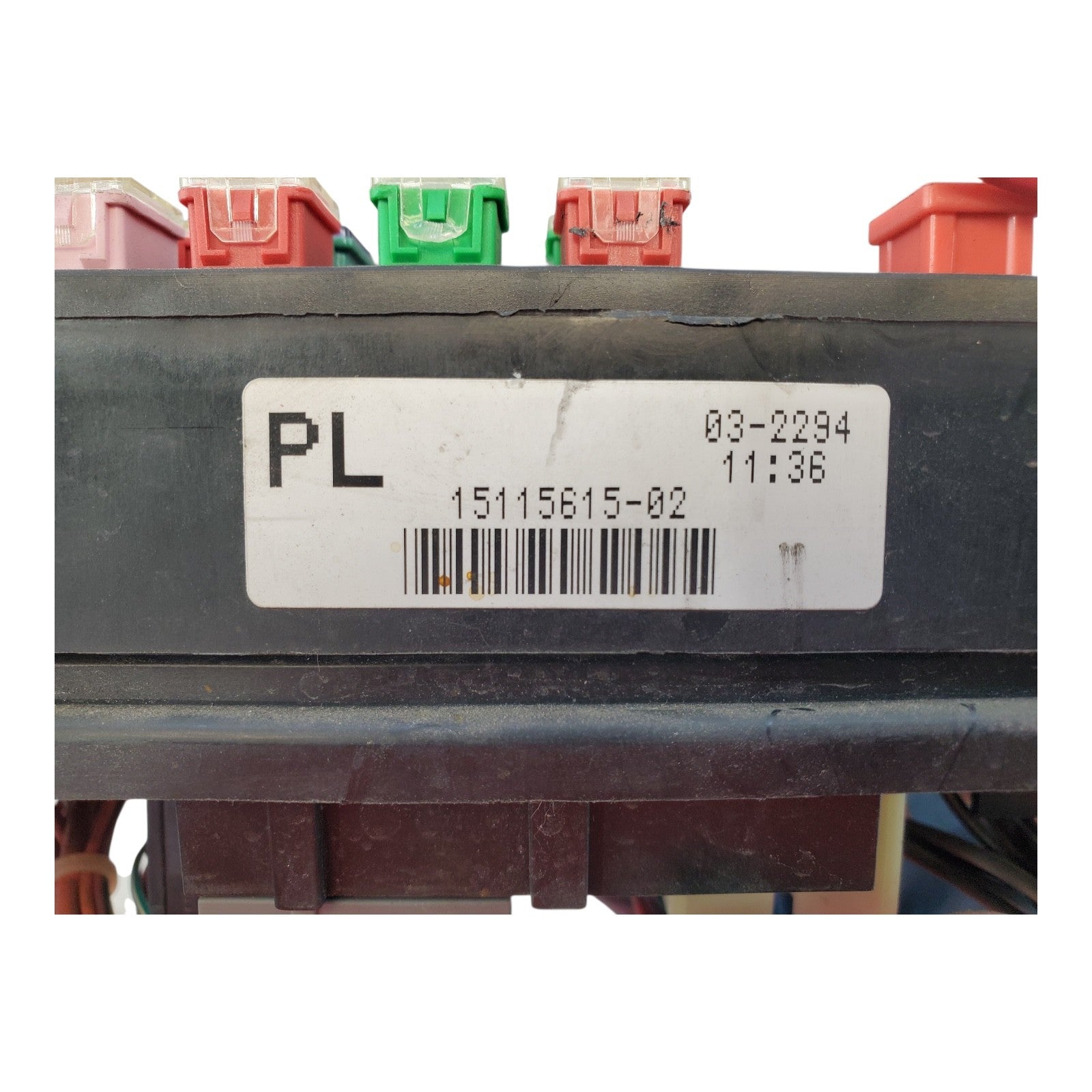 03-05 SILVERADO AVALANCHE UNDER HOOD FUSE BOX ID 15115615-02 PL
