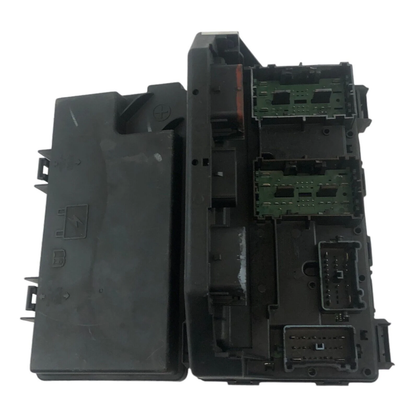 09 CARAVAN JOURNEY FUSEBOX FUSE BOX CONTROL MODULE 04692302AC OEM RTE24A02F7