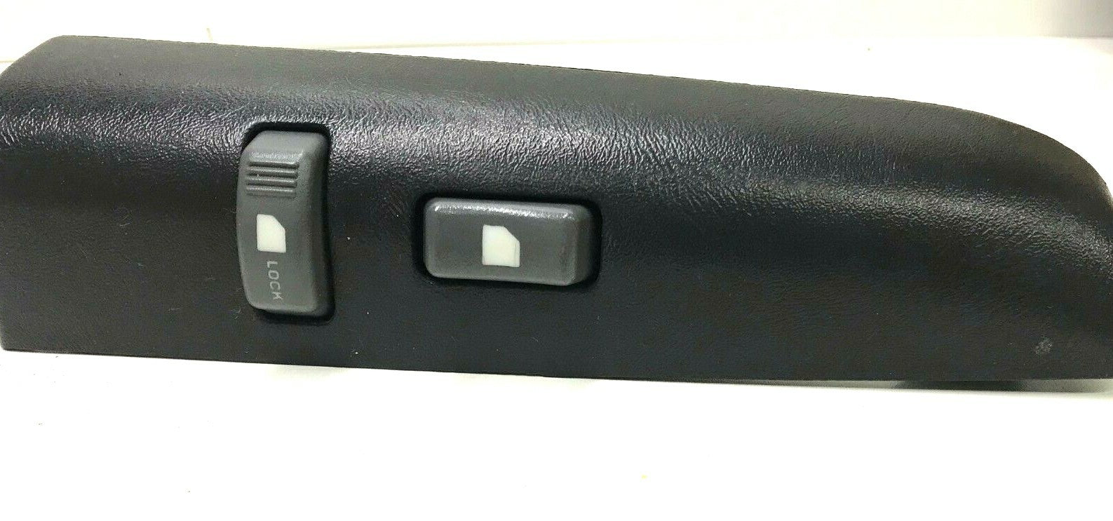 ✅ 99-05 Chevrolet Blazer Passenger Side Power Window Switch 15151472 GM