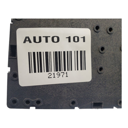 ✅08-09 Ford Escape Interior Relay Fuse Box 8L8T-15604-AK Factory OEM J28