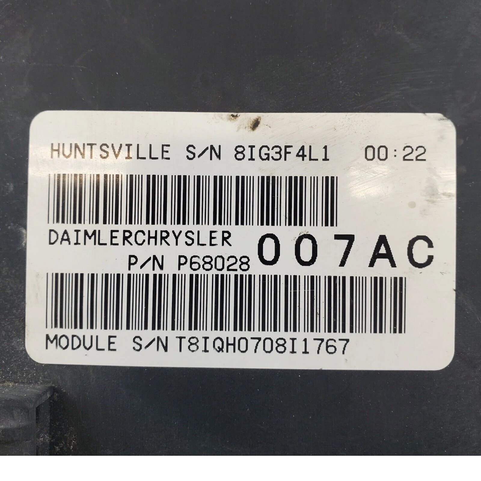 08-09 Dodge Caliber Integrated Power Fuse Box P68028007AC OEM