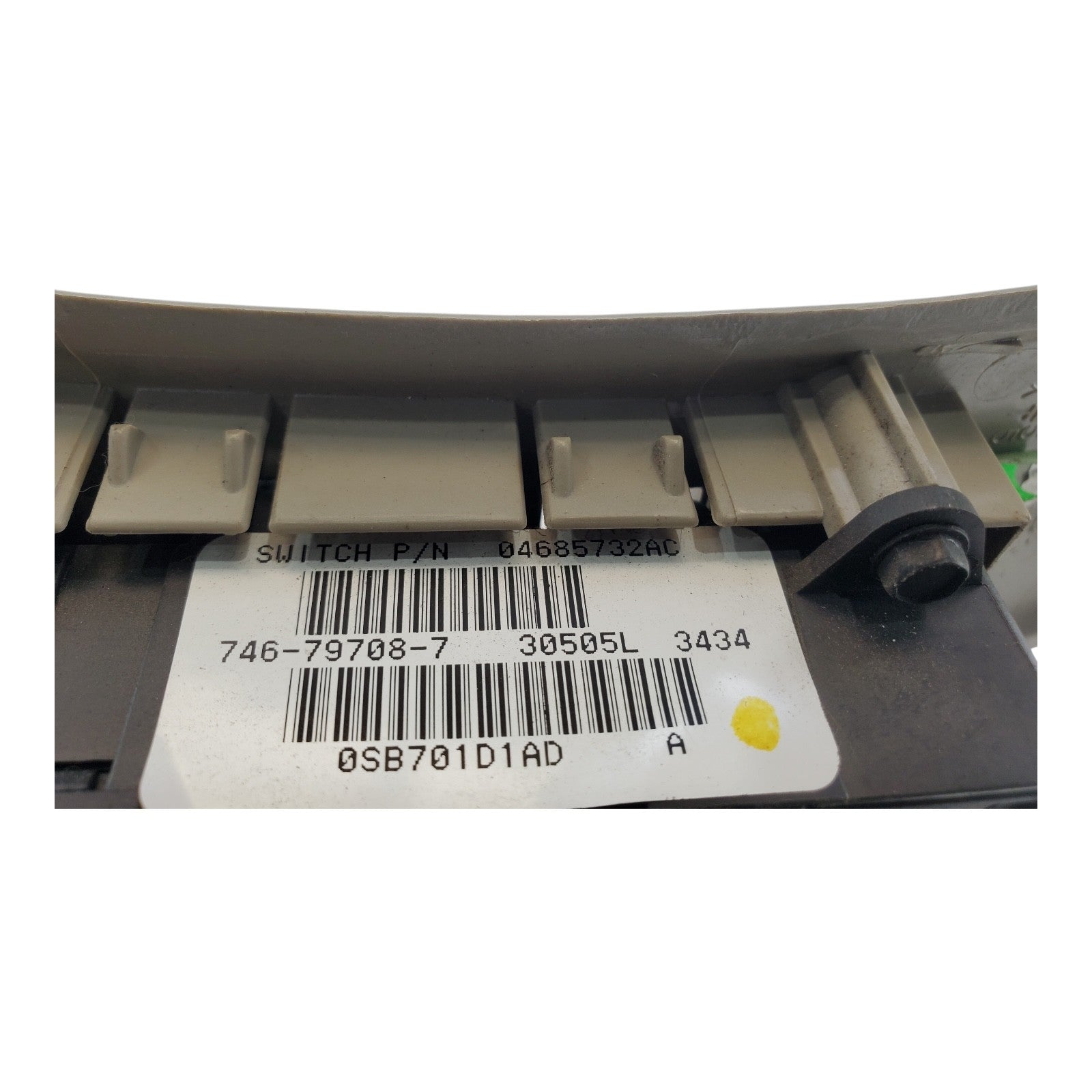 04 05 06 07 Dodge Caravan Left Master WINDOW SWITCH 04685732ac OEM