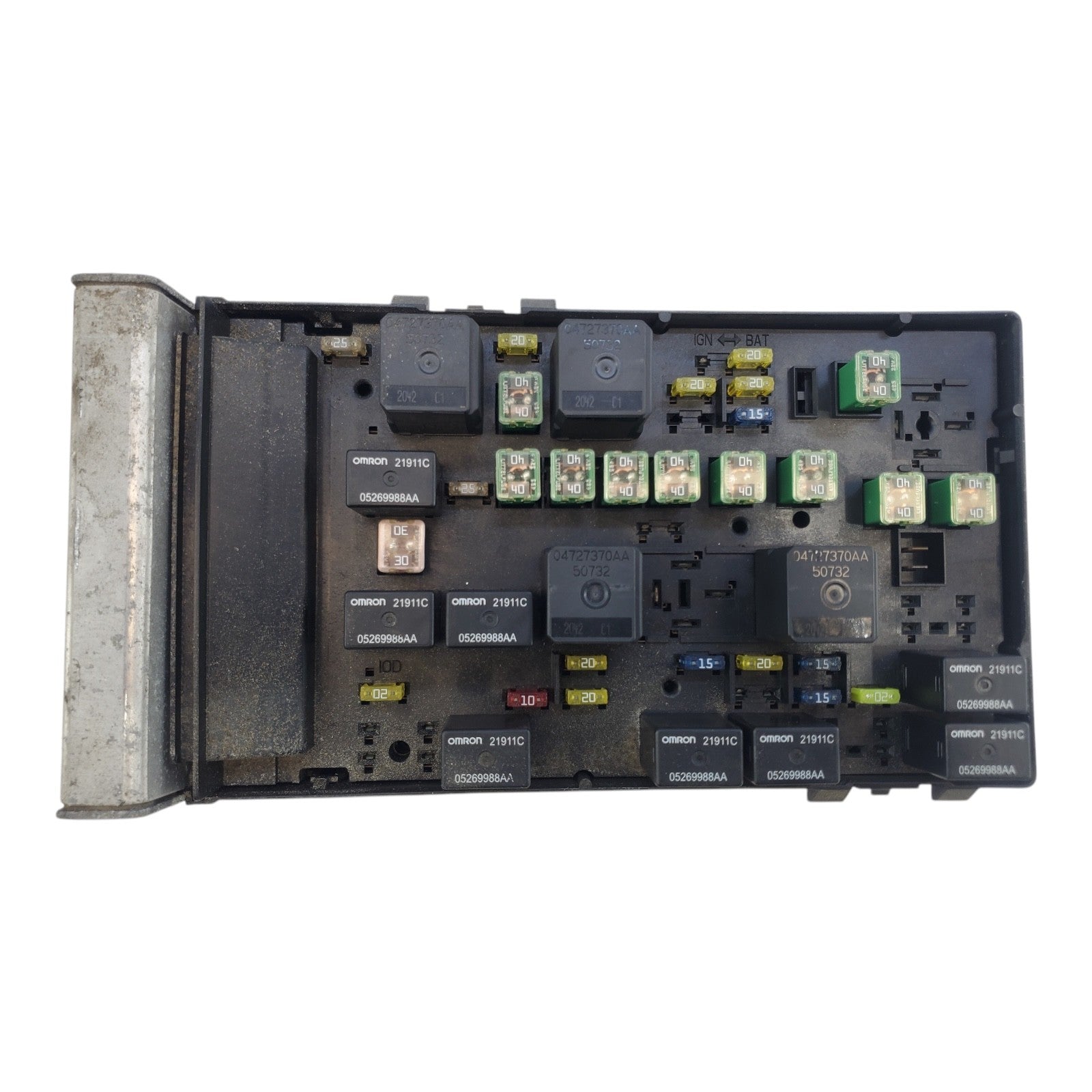 2003 Caravan Voyager Town & Country Power Distribution Fuse Box 04727556AC