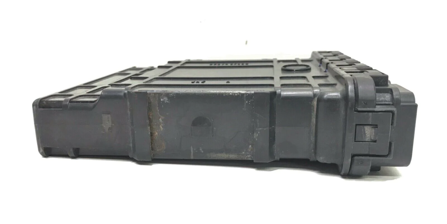 04 MITSUBISHI ENDEAVOR Engine Control Module ECM Computer MN132653
