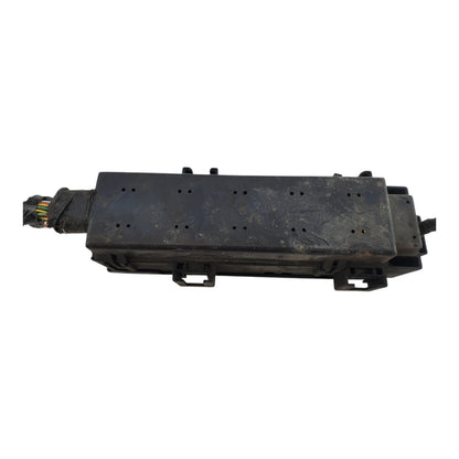 56050458AC JEEP    2004-2006 Fuse  Box