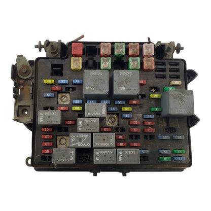 2003-2005 Chevy Gmc Fusebox Fuse Box 15201928-02