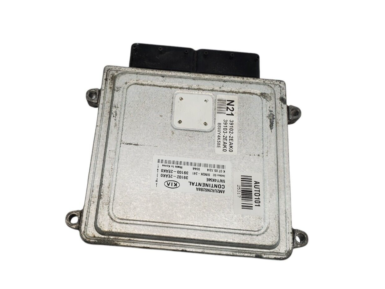 12-13 Kia Soul 2.0 engine computer ECM ECU 39102-2EAKO