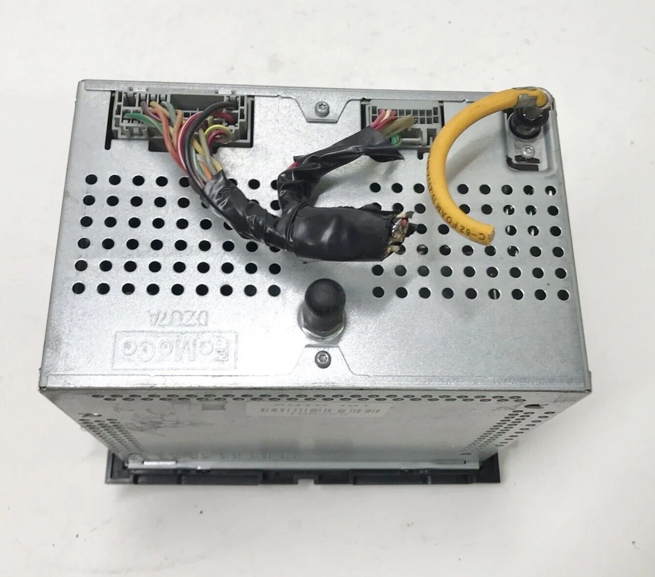 2007 Ford Mustang AM FM Radio & CD Player 7R3T-18C869-AF