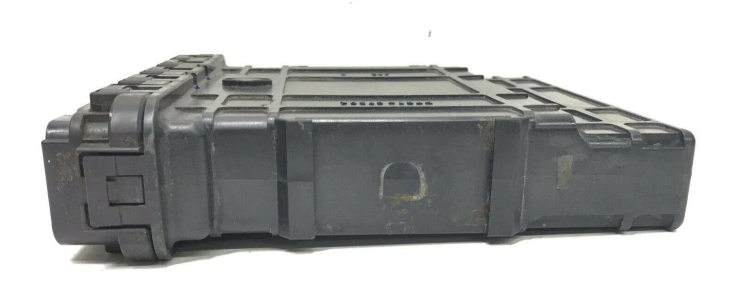 04 MITSUBISHI ENDEAVOR Engine Control Module ECM Computer MN132653