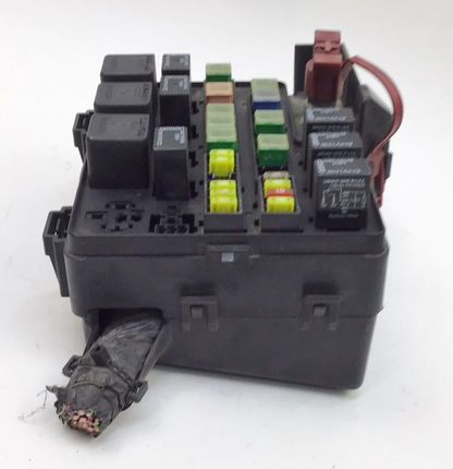 2001-2003 Chrysler Sebring Fuse Box Relay OEM Unit 05087169AB Module