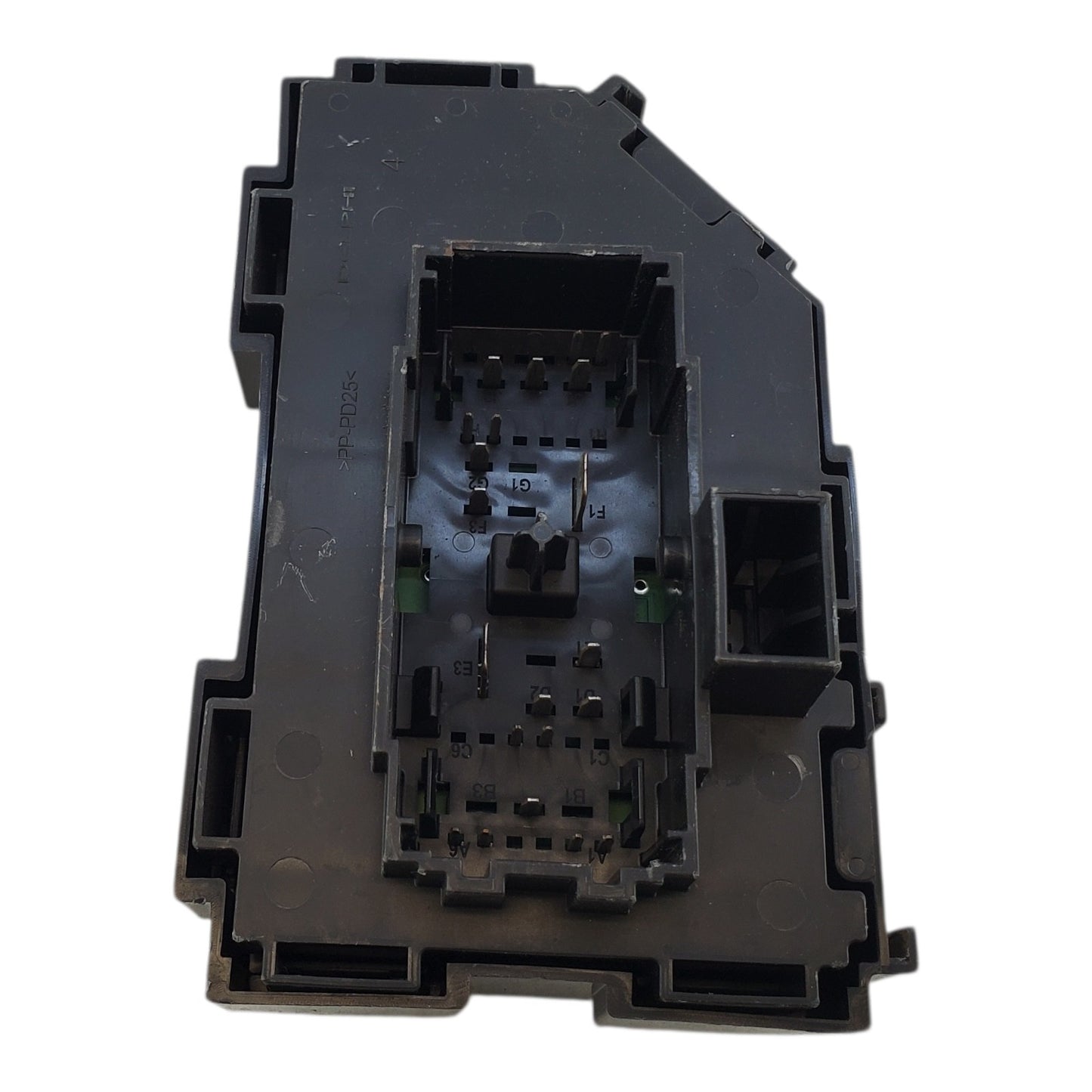 08-13 Chevrolet Silverado Cabin Fuse Junction Box 22745713-N1 OEM