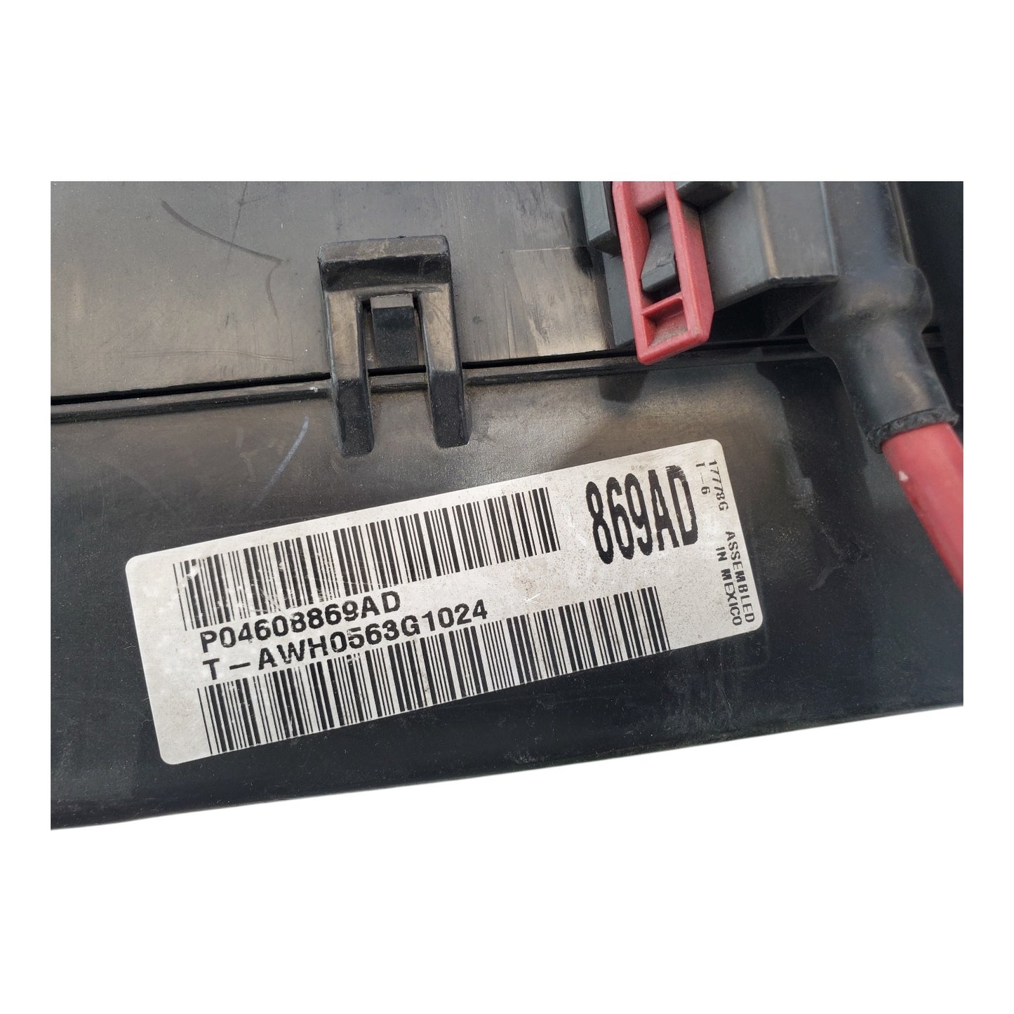 06 Chrysler Sebring Dodge Stratus Engine Fuse Relay Junction Box OEM 04608869AD
