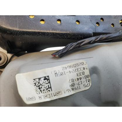 2004-2010 Toyota Sienna Overhead Console VK7000827747 Color Beige OEM