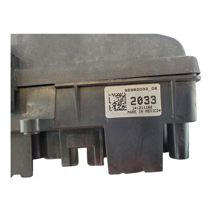 11-12 Chevrolet  Fusebox Fuse Box Relay Module 96982033_06 OEM