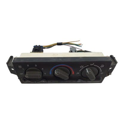 99-02 Chevy GMC Silverado Sierra Yukon Climate Control A/C OEM 15054697