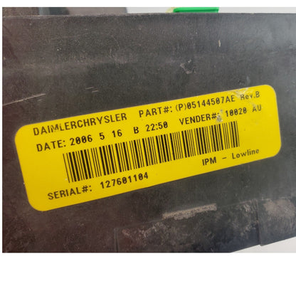 OEM 2001-2007 Dodge Caravan 3.3L AT Fuse Box Relay Unit 05144507AE, 05144579AC