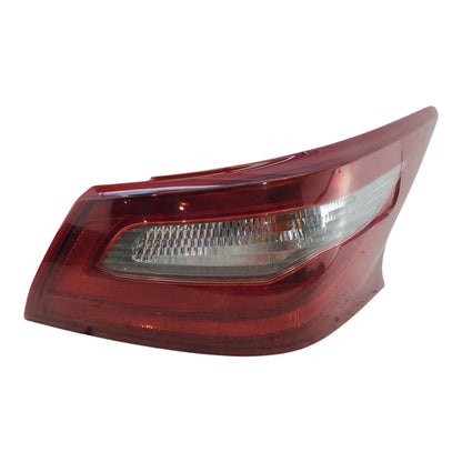 2016 2017 2018 Nissan Altima Right Passenger Side Rear Tail Light OEM 949822