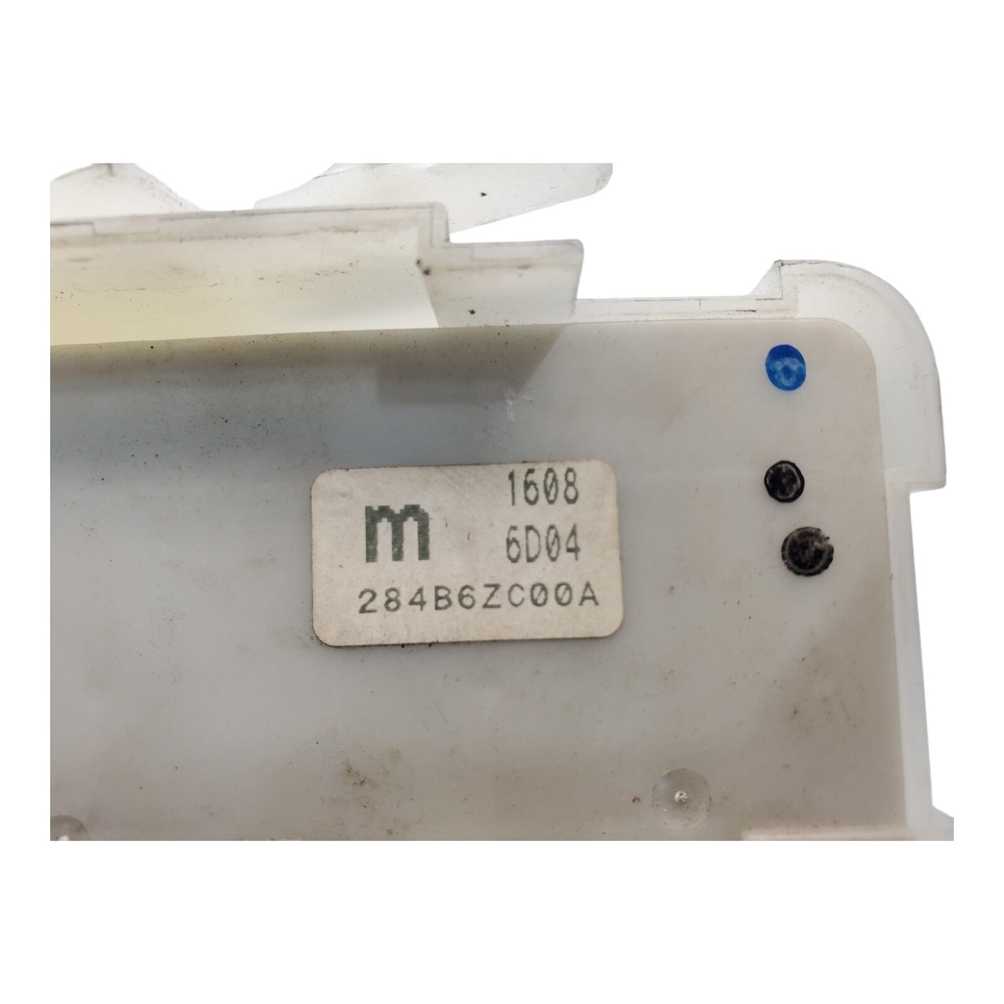 04-07 NISSAN TITAN ARMADA BODY CONTROL MODULE FUSE BOX 284B6-7S002 / 284BZE00C